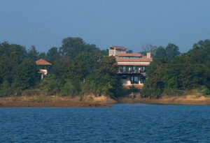 Denwa Backwater Escape 10