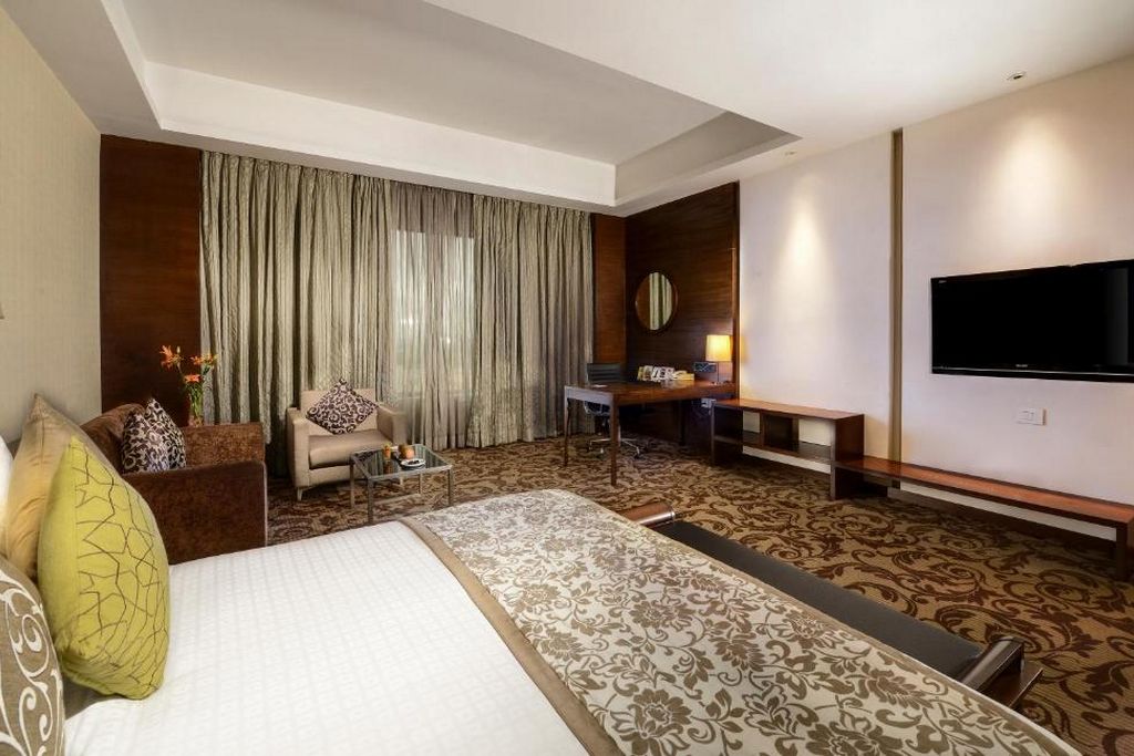 Pride Hotel Kolkata (2)
