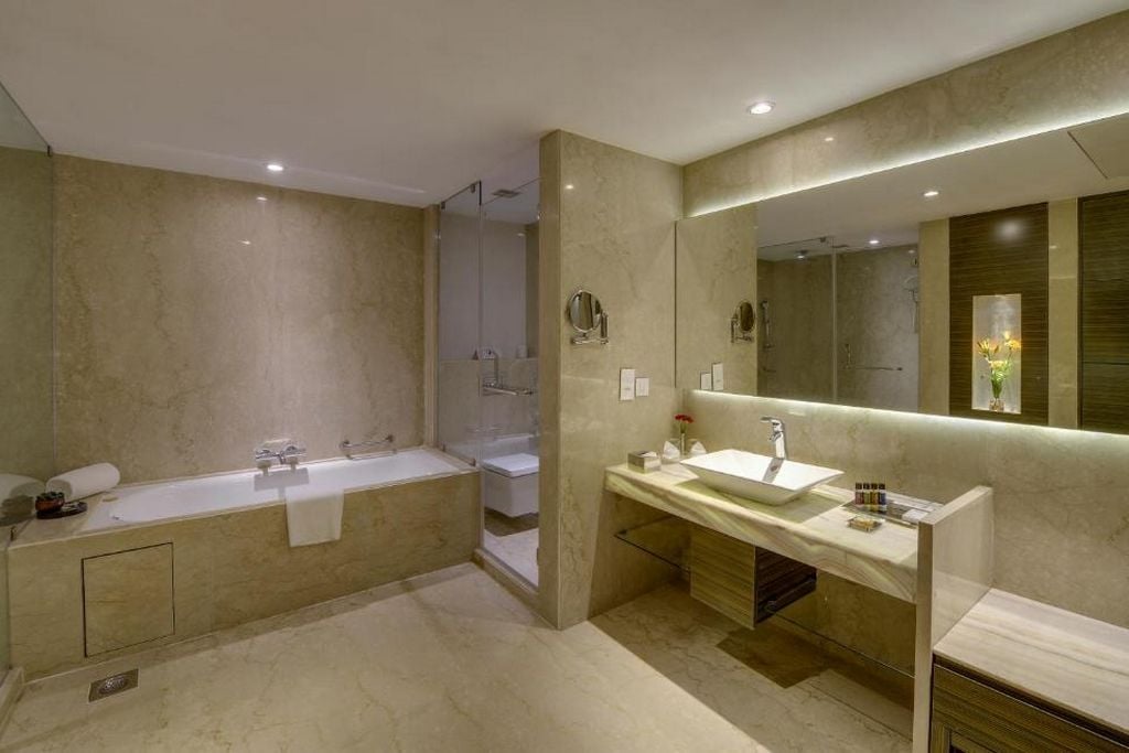 Pride Hotel Kolkata (7)